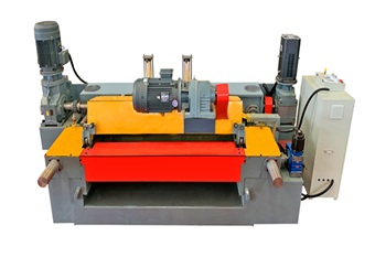 Veneer Peeling Machine